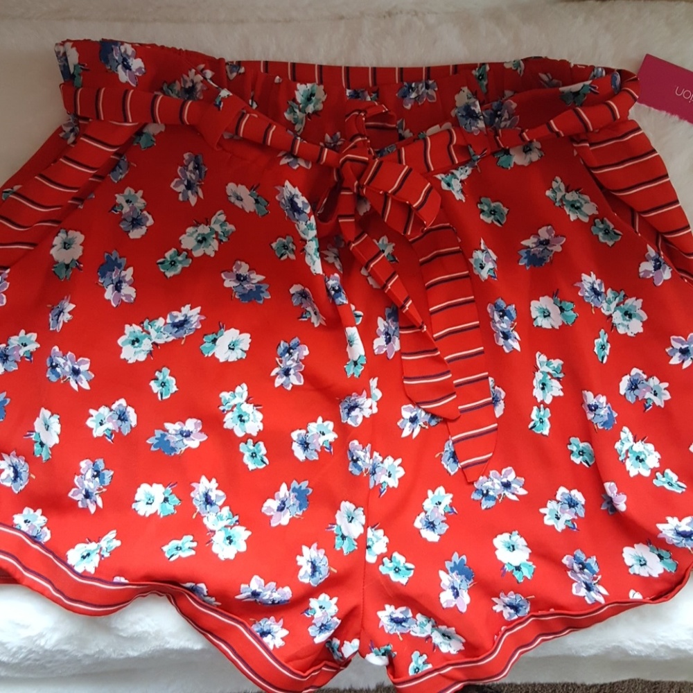 NWT - Floral Shorts